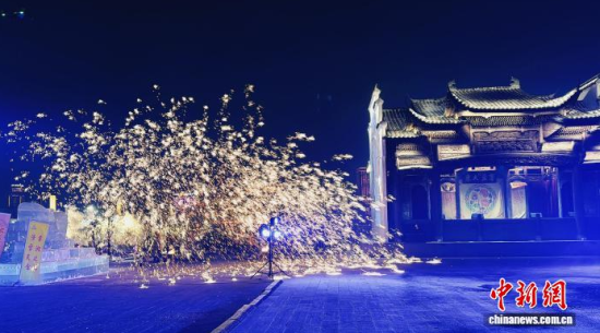 �����д����ϵ���Ļ��w��������ʯ���� �z